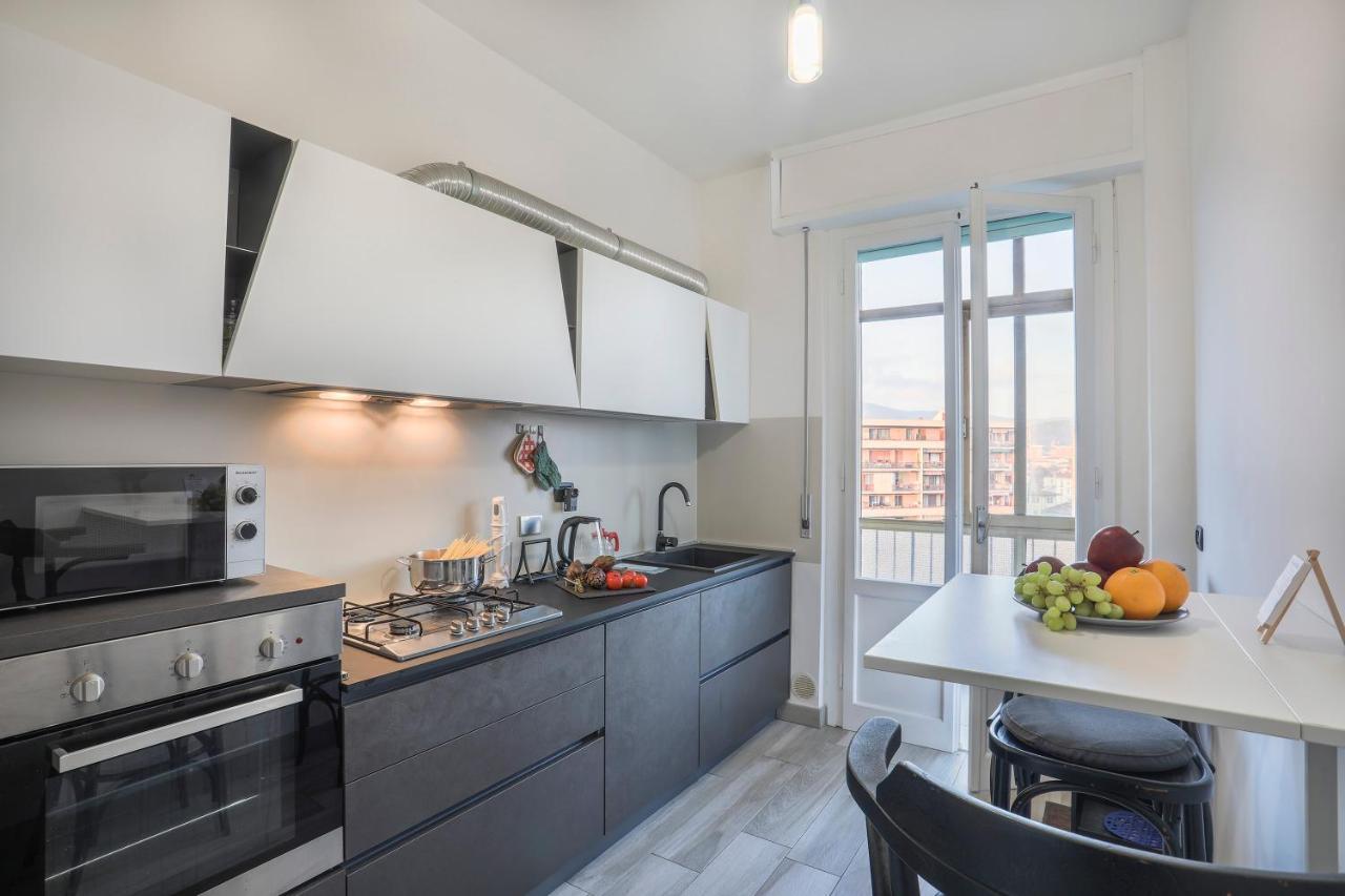 Brizio's Flat - Sweet Dreams In Florencia