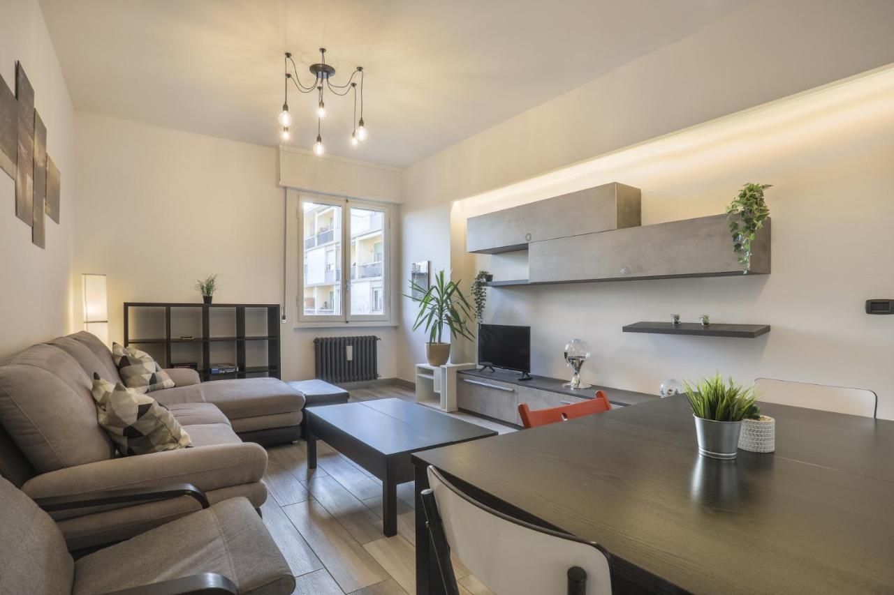 Brizio's Flat - Sweet Dreams In Florencia